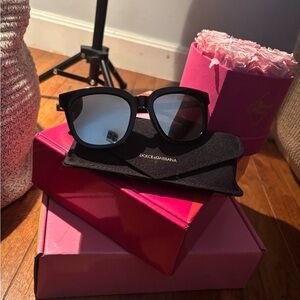 Black Oversized Mirrored Sunglasses Unisex